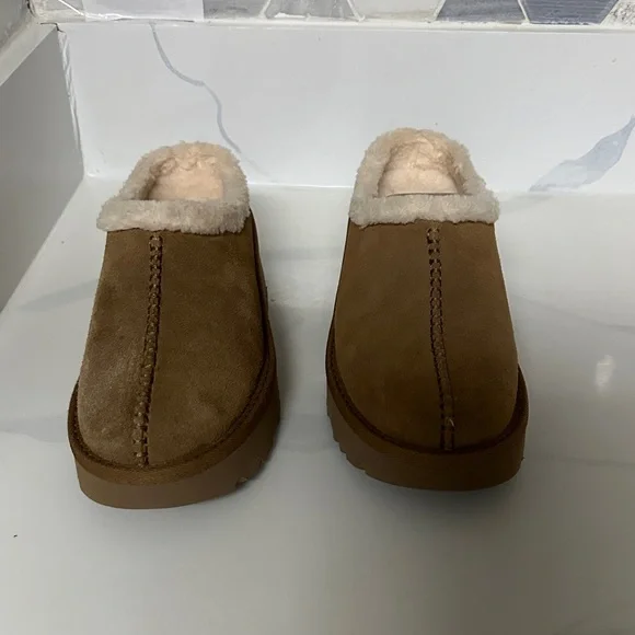 UGG Tan Shearling Lined Slippers - Picture 5 of 9